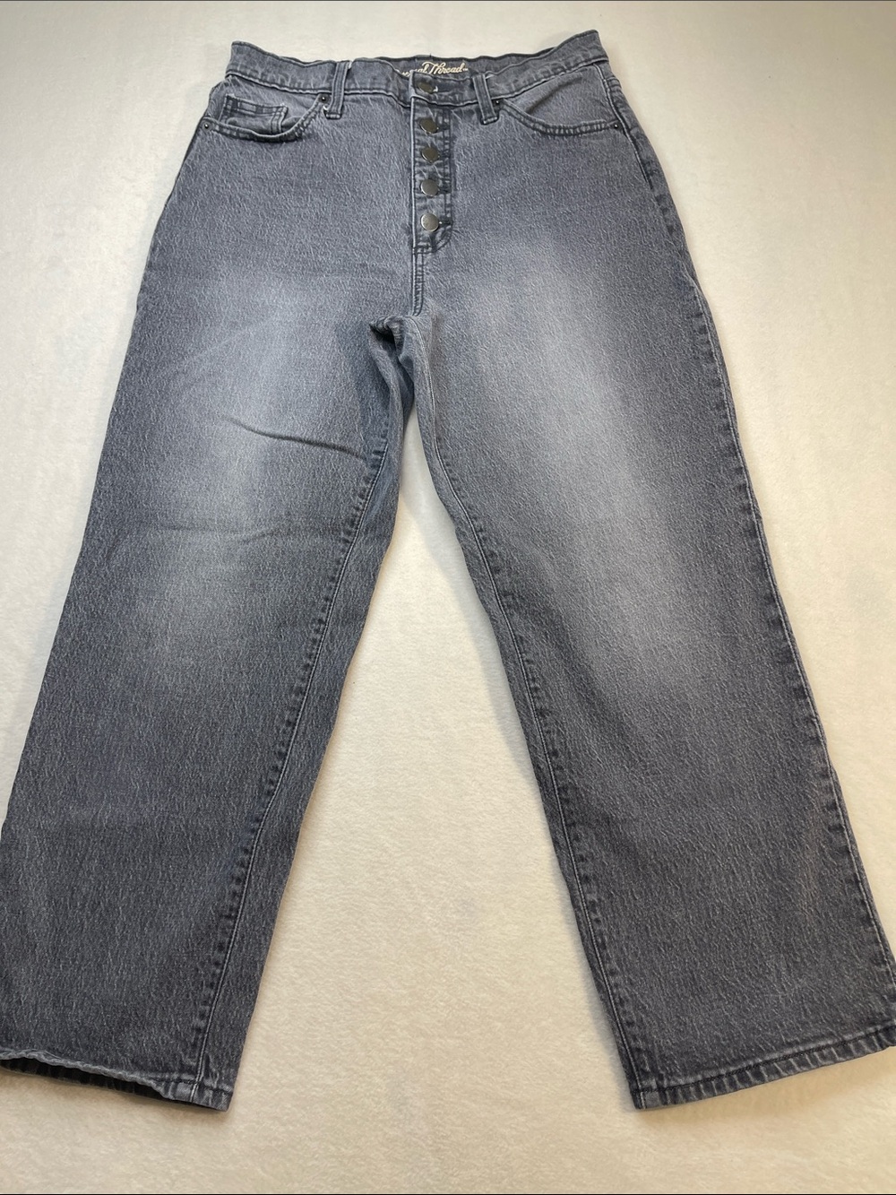 Universal Thread VINTAGE STRAIGHT WOMENS SIZE 8/29R Washed Black Denim Jeans